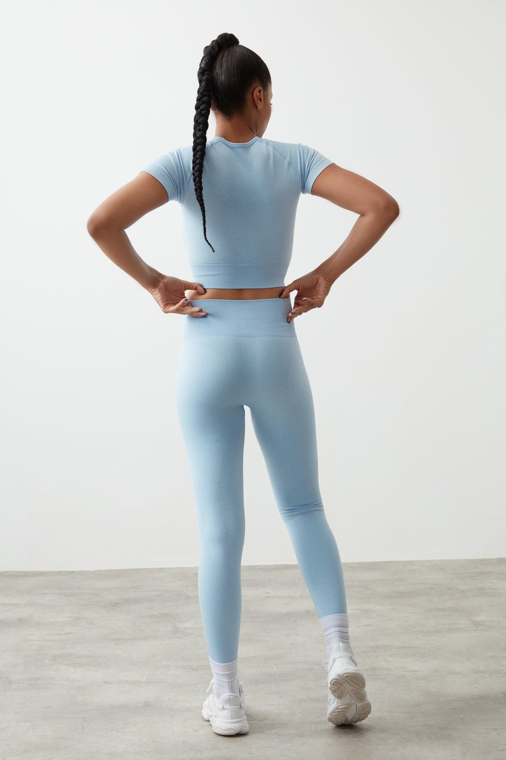 Seamless Crop Top Baby Blue - JOGGR