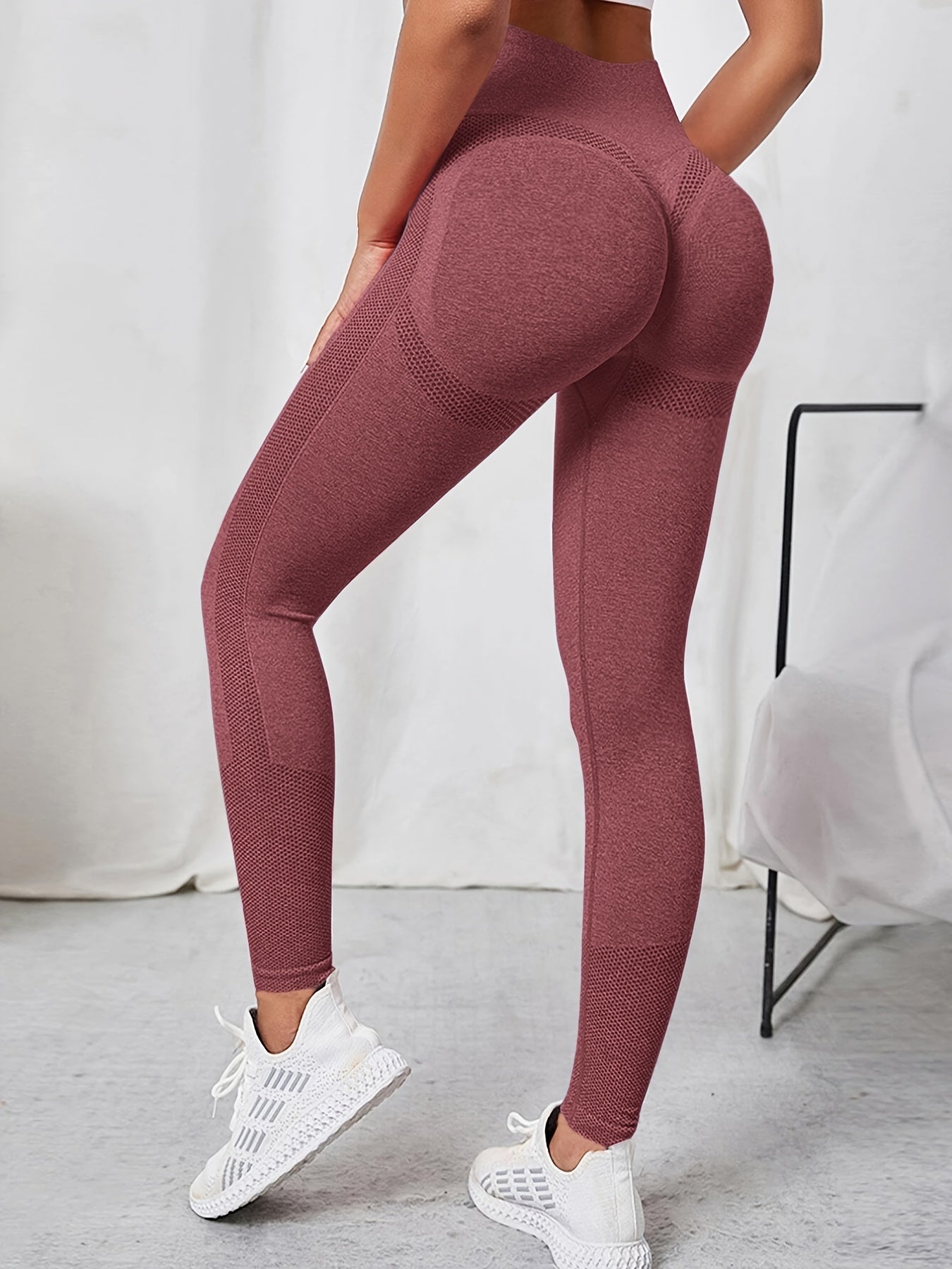 Seamless Sweat-Absorbing Leggings