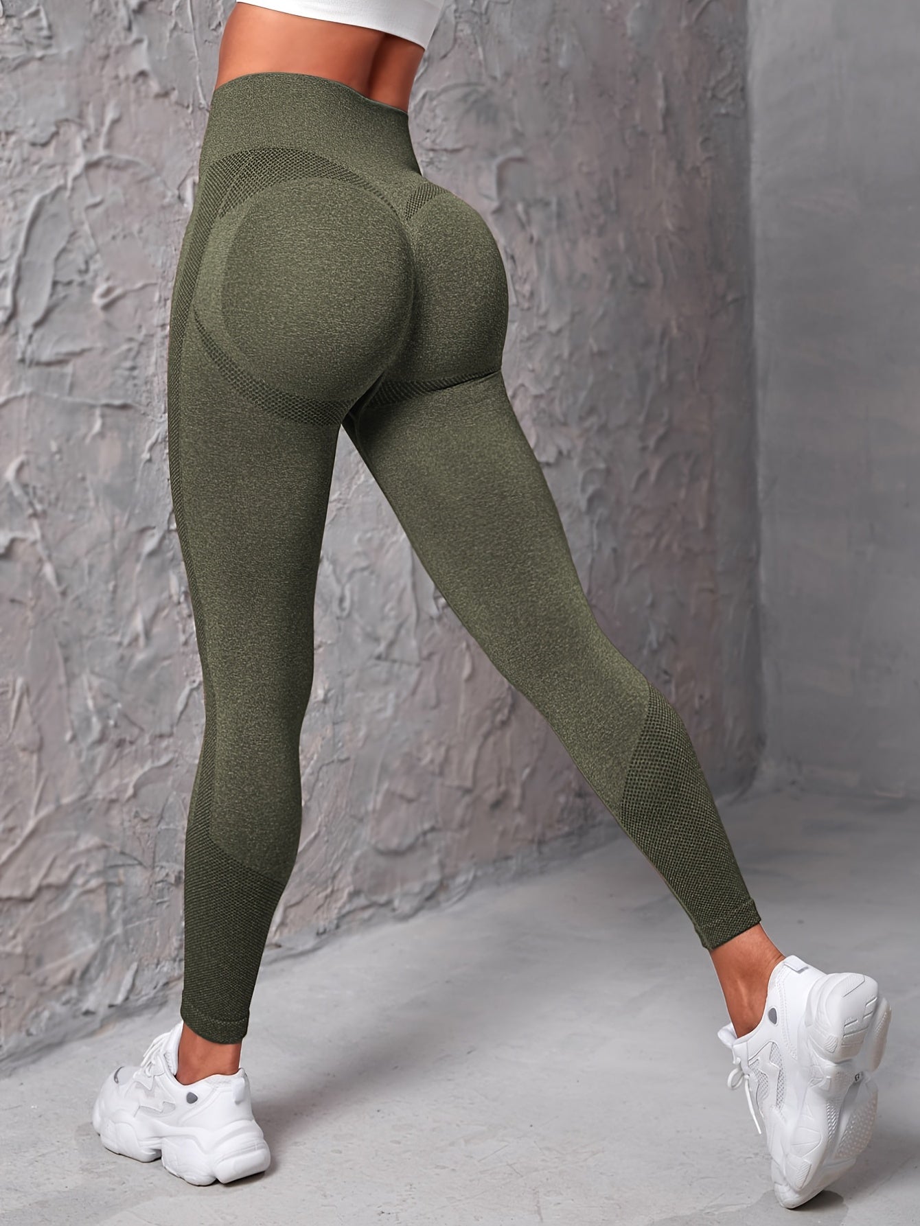 Seamless Sweat-Absorbing Leggings