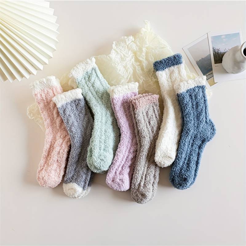 7 Pairs of warm Socks